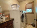 Fully equipped laundry room 